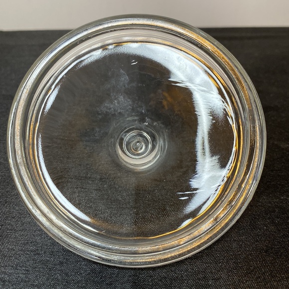 Lidded Clear Glass Bowl - Picture 5 of 5
